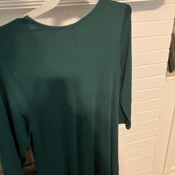 XL 24Seven Comfort dress, emerald green, knee length.  Long sleeves. - Picture 2 of 3